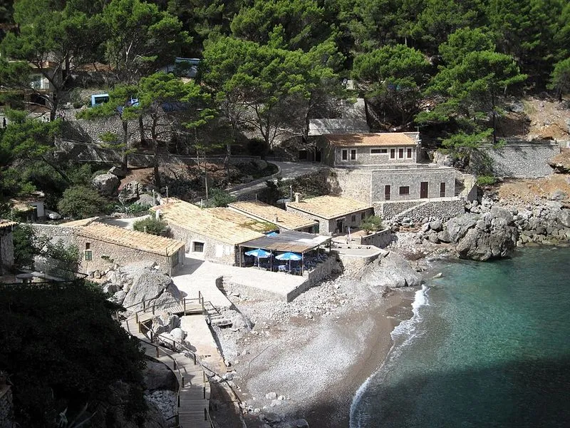 Playa de sa Calobra en Escorca, Islas Baleares — foto 9 de 10