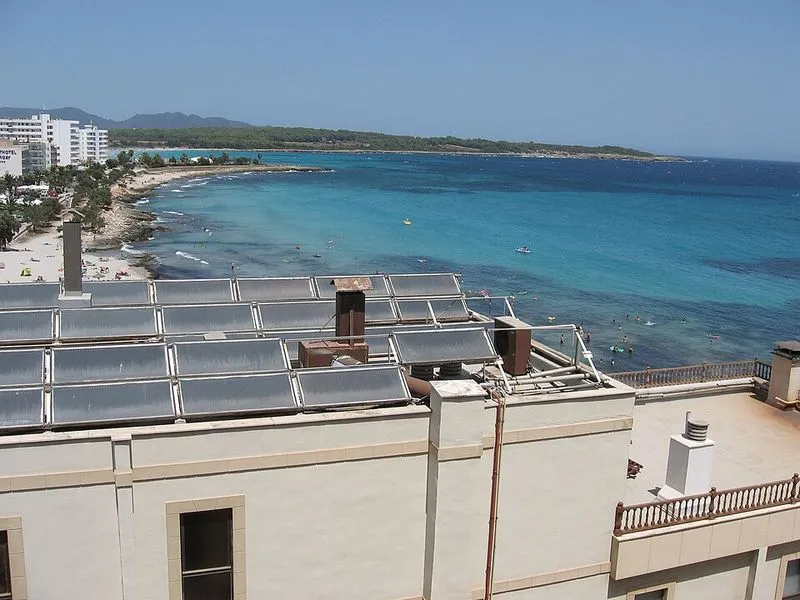 Playa Sa Coma en Sant Llorenç des Cardassar, Islas Baleares — foto 2 de 3