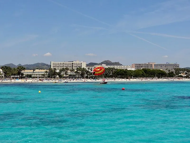 Playa Sa Coma en Sant Llorenç des Cardassar, Islas Baleares — foto 3 de 3