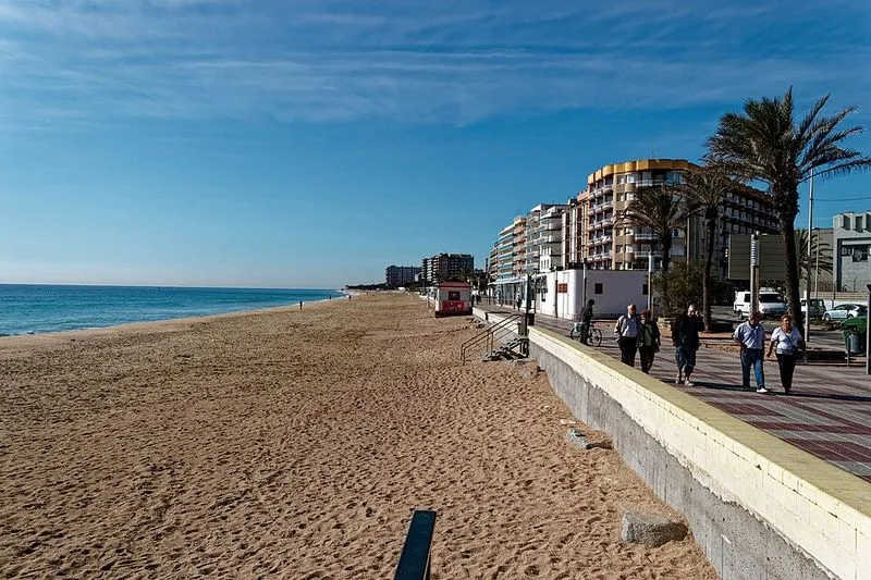 Playa S'Abanell en Blanes, Gerona — foto 4 de 9