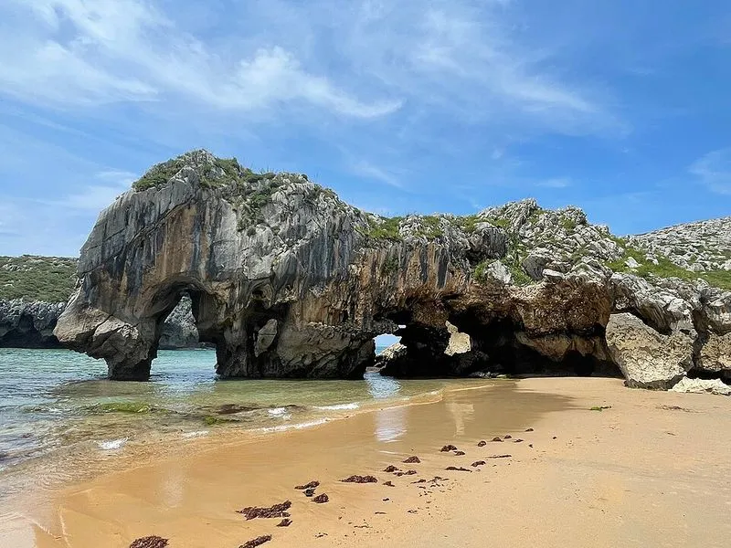 Playa de San Antonio en Busturia