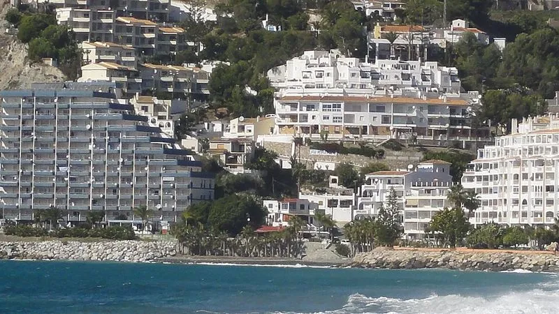 Playa de San Cristóbal en Almuñécar, Granada — foto 5 de 5