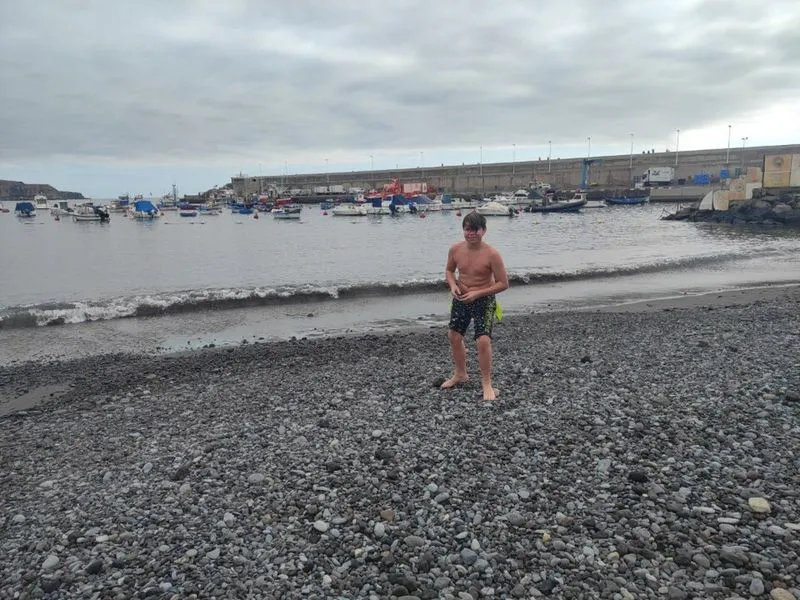 Playa San Juan en Guía de Isora, Santa Cruz de Tenerife — foto 3 de 4