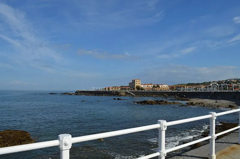 Playa San Lorenzo en Gijón, Asturias — foto 3 de 6