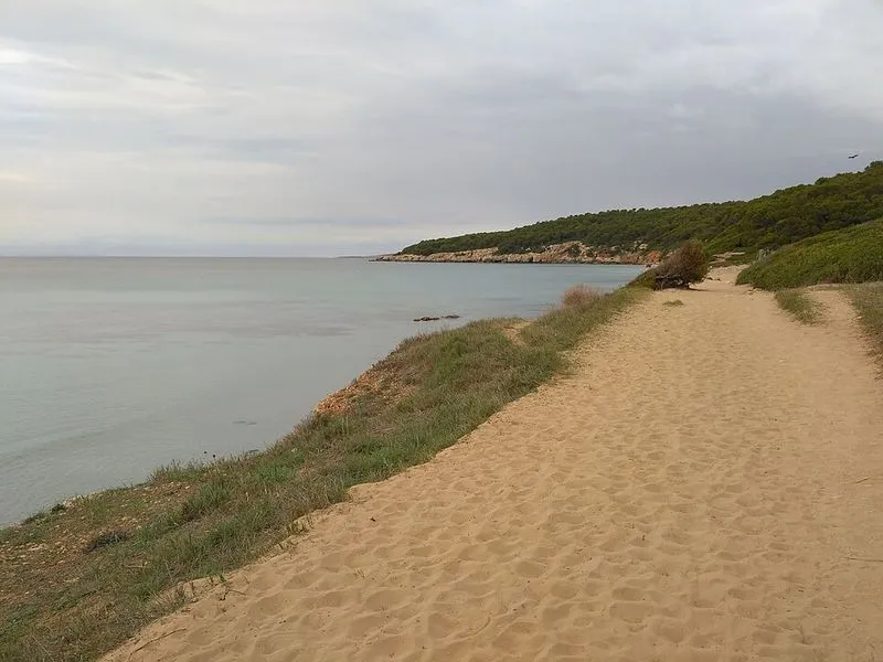 Playa de Sant Adeodato en Es Migjorn Gran, Islas Baleares — foto 6 de 6