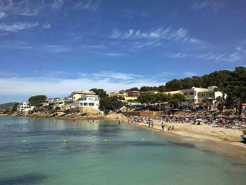 Playa Sant Elm en Andratx, Islas Baleares — foto 5 de 13