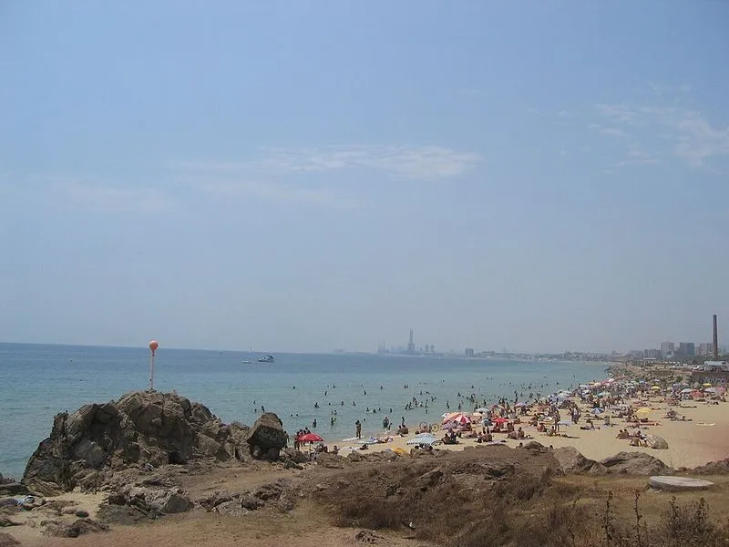 Playa Sant Joan en Montgat, Barcelona — foto 9 de 9