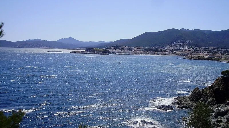 Playa Sant Jordi en Llançà, Gerona — foto 2 de 6