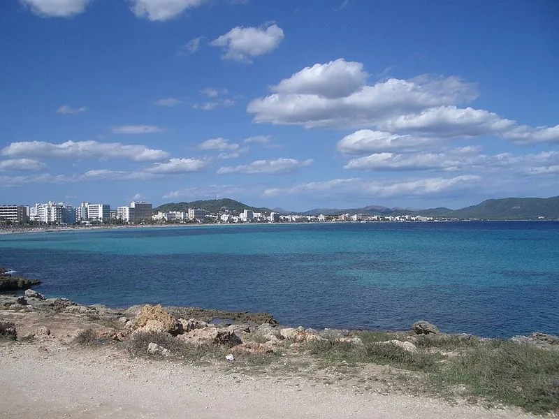Playa Sant Llorenç en Sant Llorenç des Cardassar, Islas Baleares — foto 2 de 4