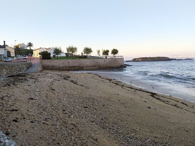 Playa de Santa Ana en Oleiros, A Coruña