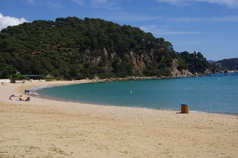 Playa de Santa Cristina en Lloret de Mar, Gerona — foto 7 de 10