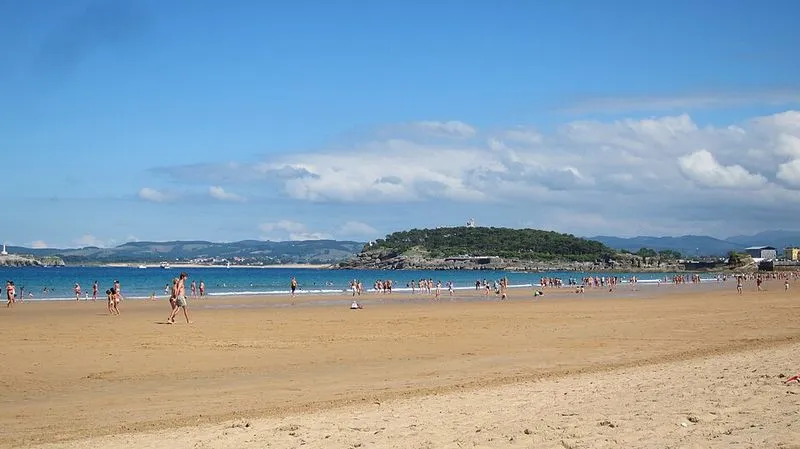 Playa de Sardinero I en Santander, Cantabria — foto 11 de 14