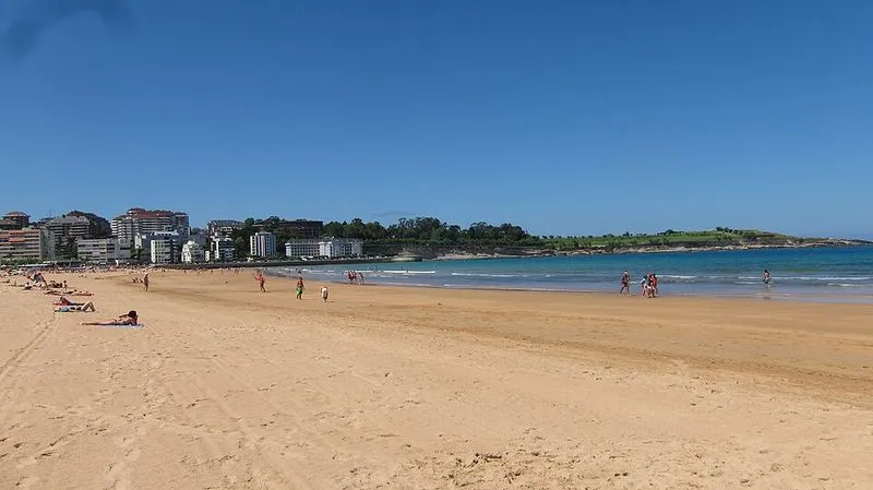 Playa de Sardinero II en Santander, Cantabria — foto 7 de 9