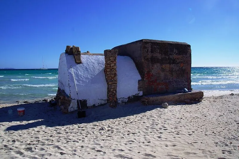 Playa de s'Arenal de Sa Rápita en Campos, Islas Baleares — foto 8 de 10