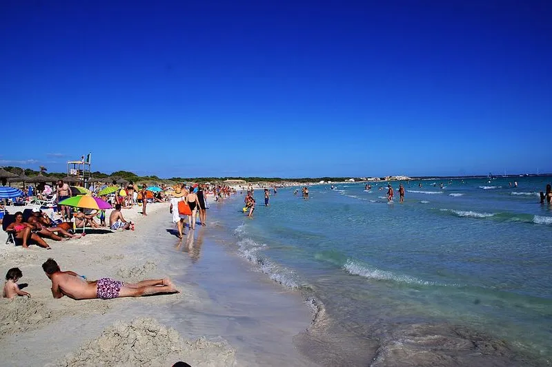 Playa de s'Arenal de Sa Rápita en Campos, Islas Baleares — foto 3 de 10
