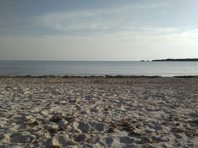 Playa Son Saura en Ciutadella de Menorca, Islas Baleares — foto 9 de 10