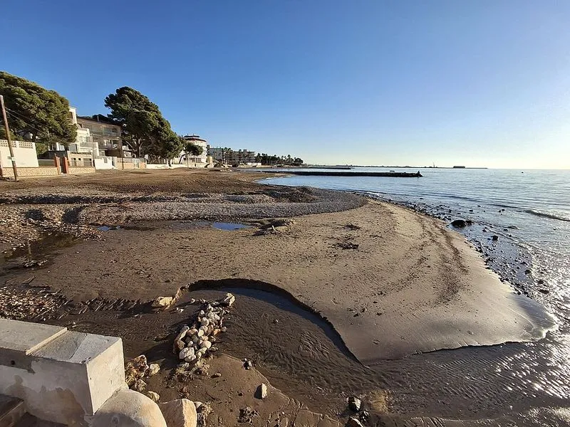 Playa de Suizo en Sant Carles de la Ràpita, Tarragona — foto 2 de 4