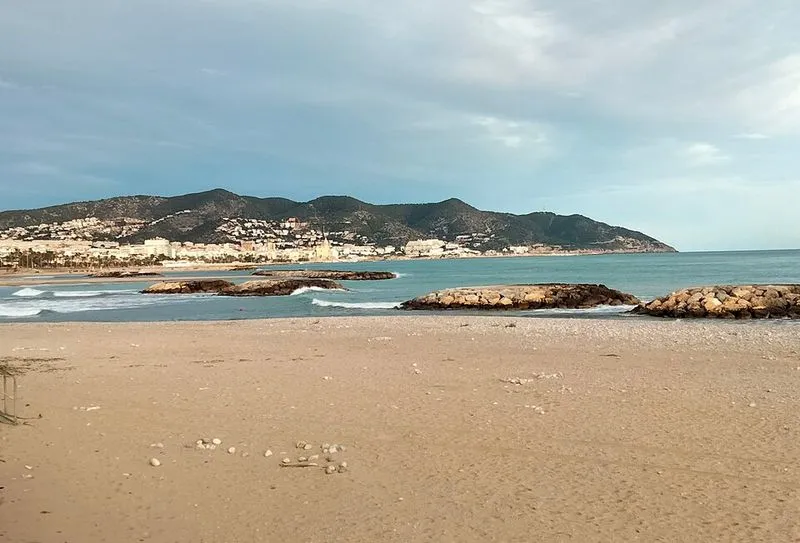 Playa de Terramar en Sitges, Barcelona — foto 2 de 2