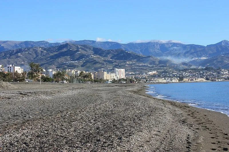 Playa Torre del Mar en Vélez-Málaga, Málaga — foto 2 de 3