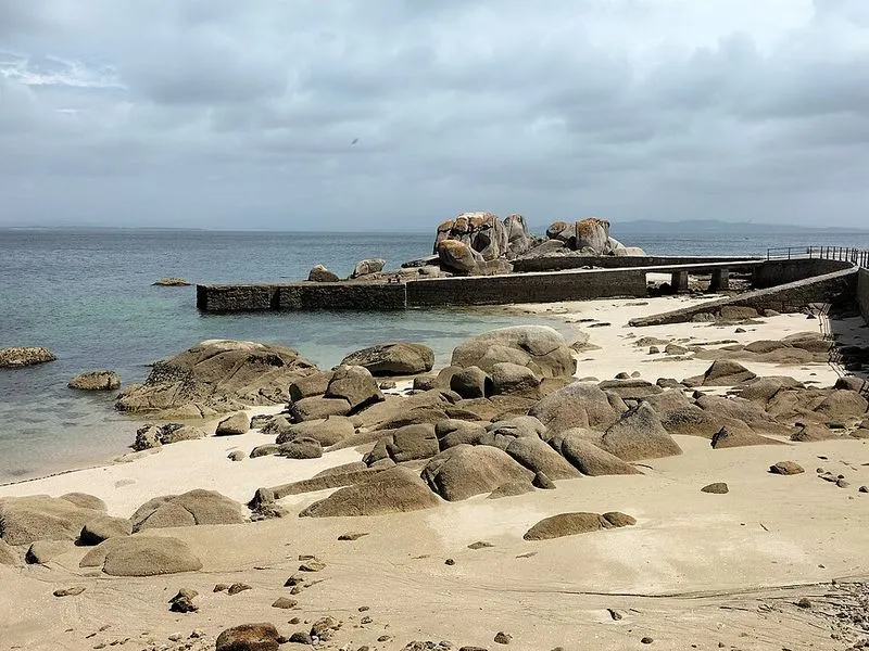 Playa de Touro en Ribeira, A Coruña — foto 2 de 3