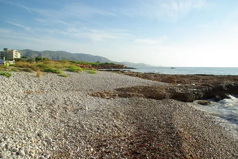 Playa Tres Playas en Alcalà de Xivert, Castellón — foto 4 de 10