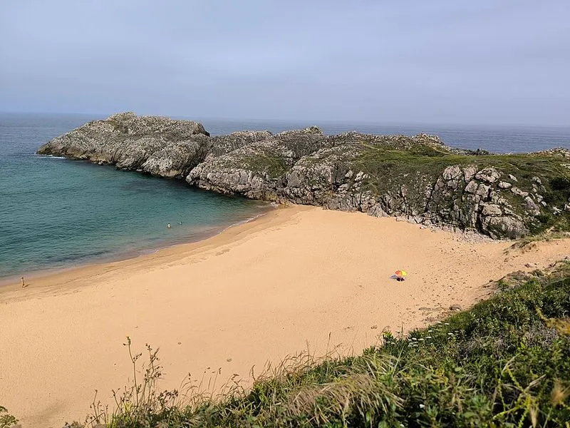 Playa de Usgo en Miengo, Cantabria — foto 2 de 5
