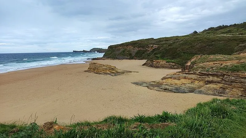 Playa de Usgo en Miengo, Cantabria — foto 5 de 5