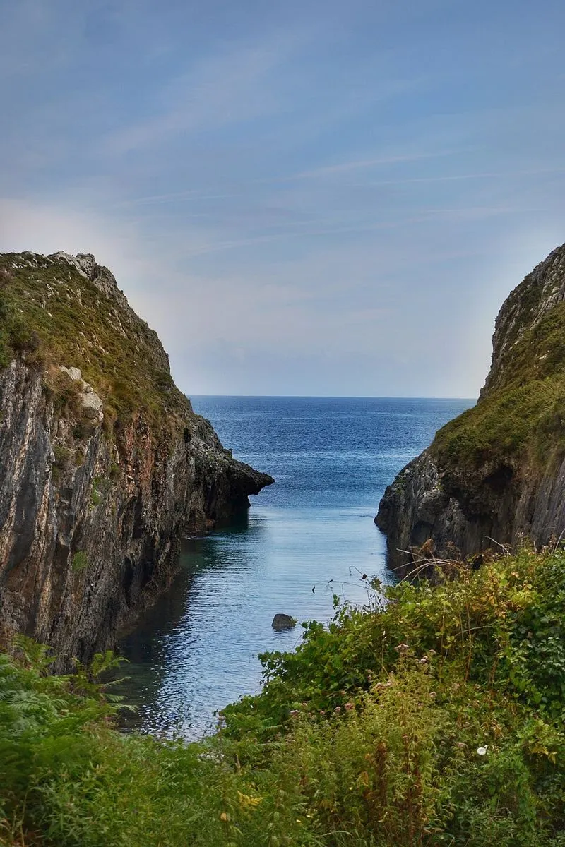 Playa Villanueva en Llanes, Asturias — foto 3 de 5
