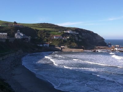 Playa de Arnao en Castrillón