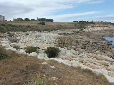 Playa de Bolera de Punta Herminia en A Coruña