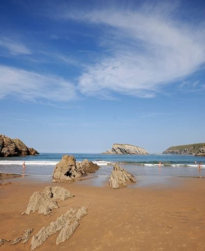 Playa de Canallave en Piélagos