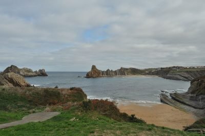 Playa de Cerrias en Piélagos