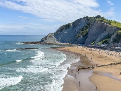 Playa de Itzurun en Zumaia