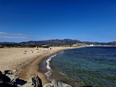 Playa de la Rovina en Castelló d'Empúries