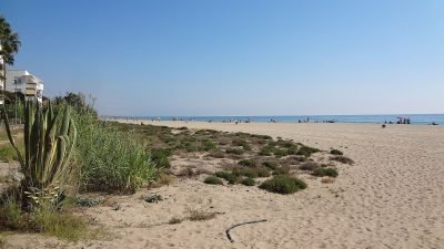 Playa de Les Guineus en Roda de Barà