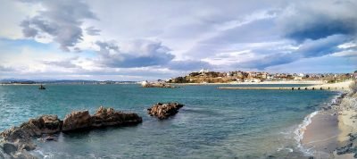 Playa de los Bikinis en Santander