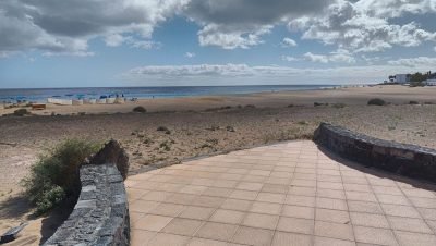 Playa de los Pocillos en Tías