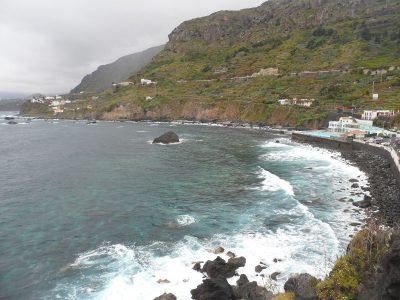 Playa de los Roques en San Juan de la Rambla