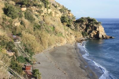 Playa de Maro en Nerja