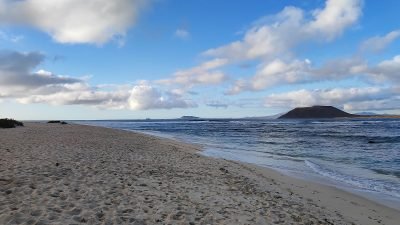 Playa de Medano en La Oliva