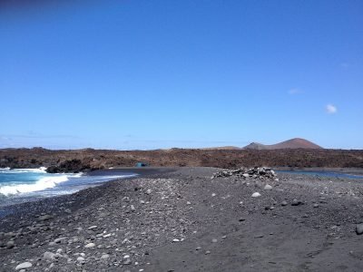Playa de Montaña Bermeja en Yaiza
