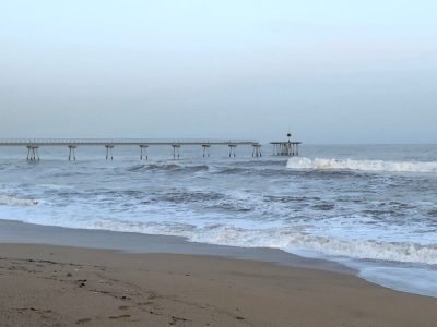 Platja del Pont de Petroli en Badalona