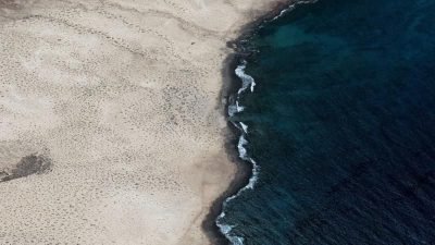 Vista aérea de Playa de los Conejos, Teguise